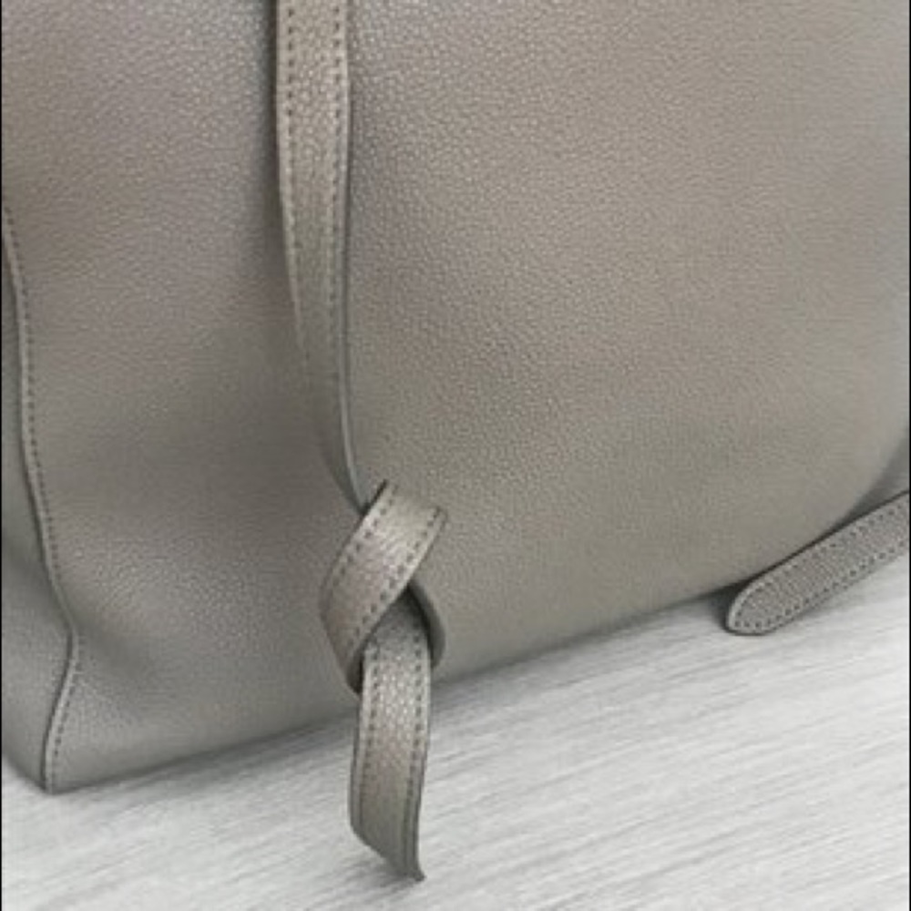 Authentic CELINE PARIS PHANTOM Calf Leather Tote Bag - Picture 10 of 10